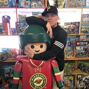 Meet your Posher, Evan